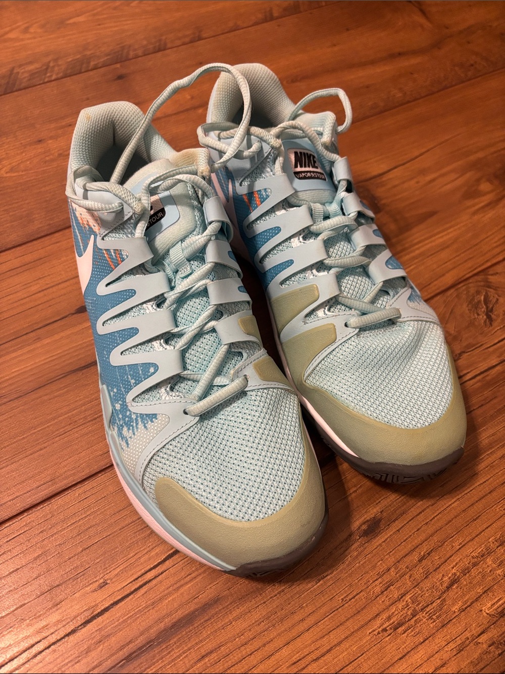 Nike Vapor 9.5 tour women’s tennis shoes